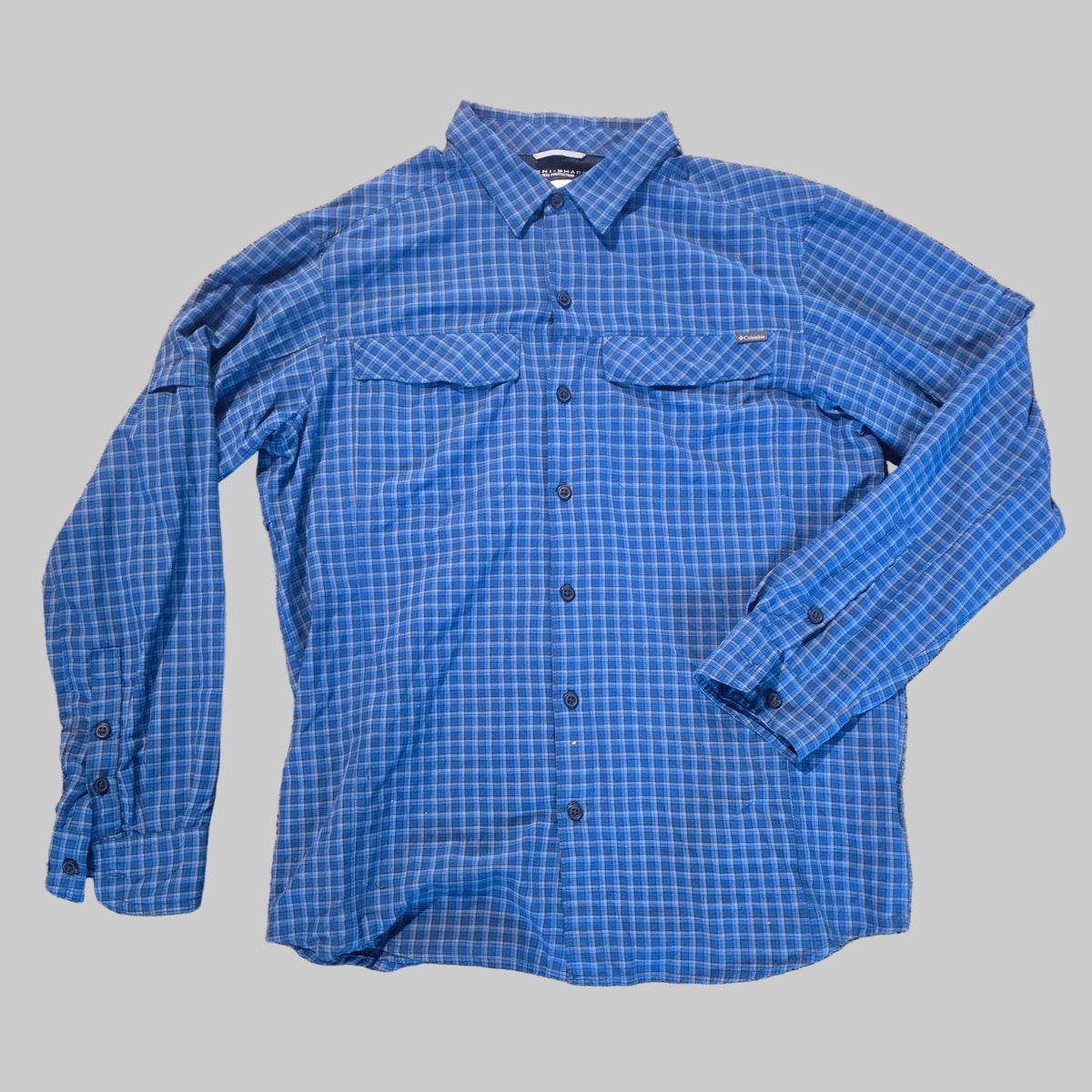 Columbia Omni-Shade Men’s Long-Sleeve Shirt – Large – Blue Plaid – Used