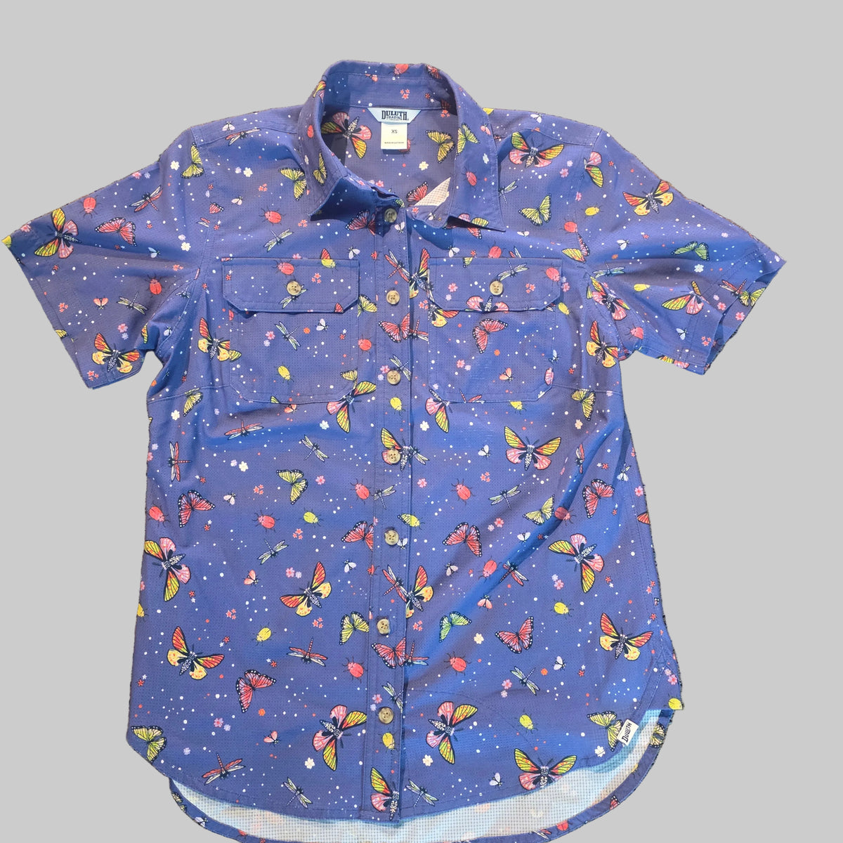 Duluth Trading Women’s Short-Sleeve Outdoor Shirt – XS – Butterfly Print – Used