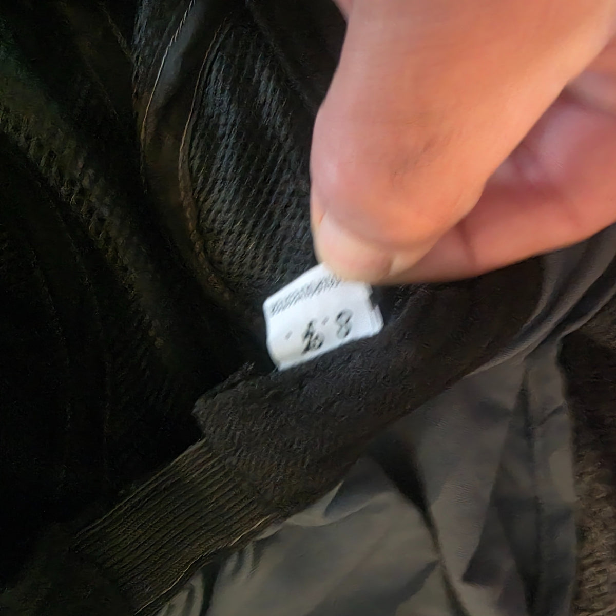 Interior label