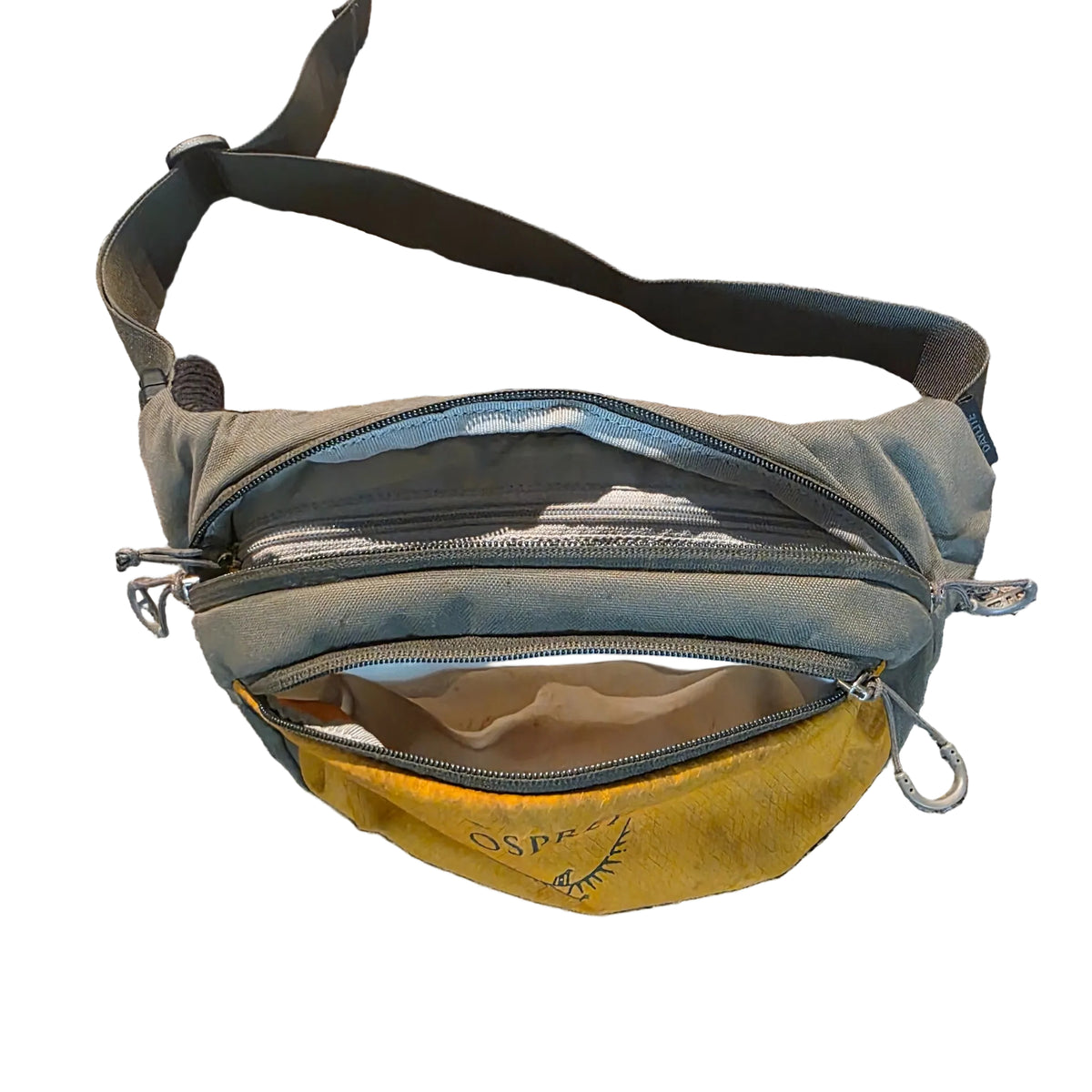 Osprey sling bag open compartments