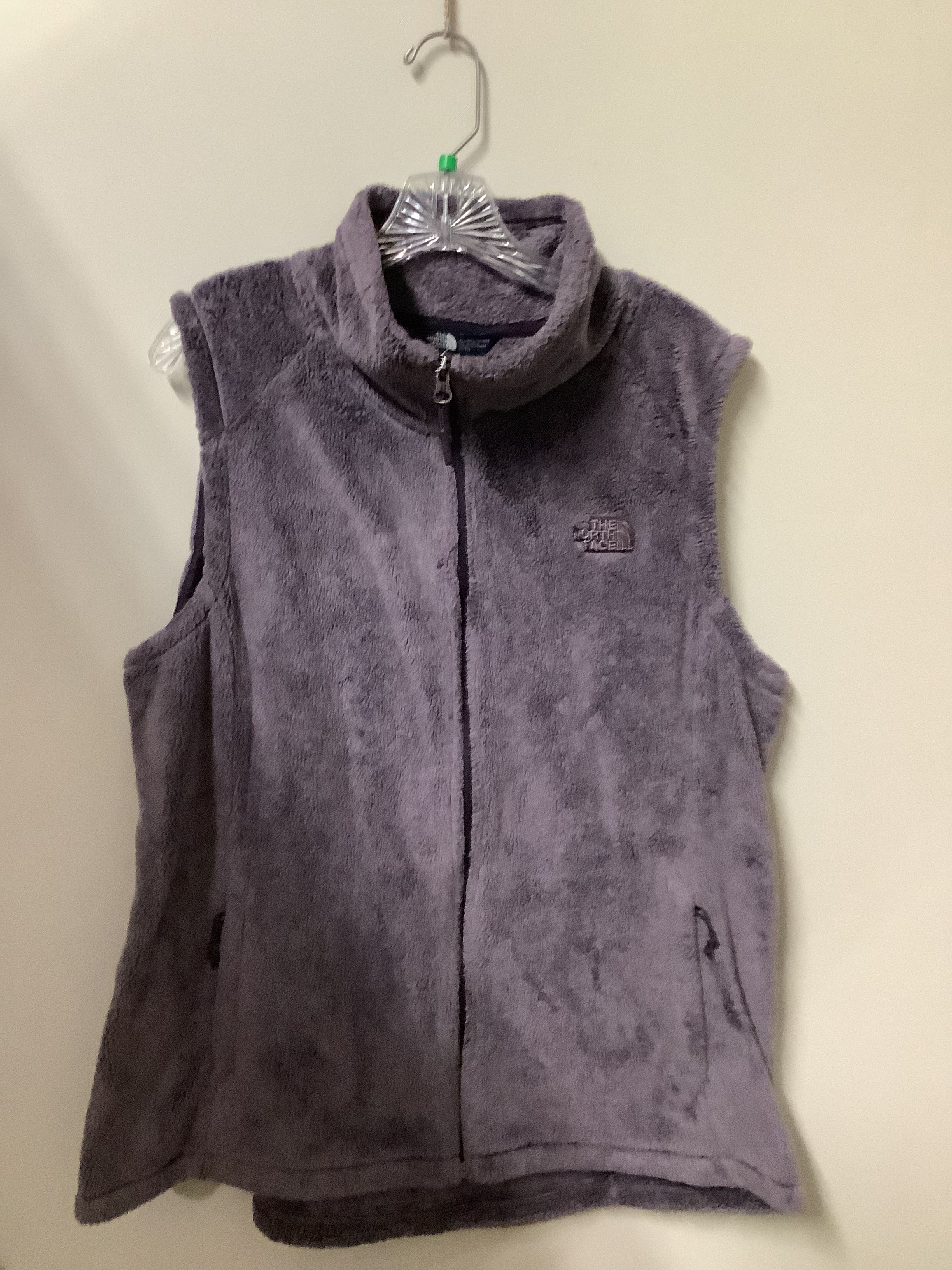 CONSIGNMENT TNF PURPLE FLEECE VEST 010926