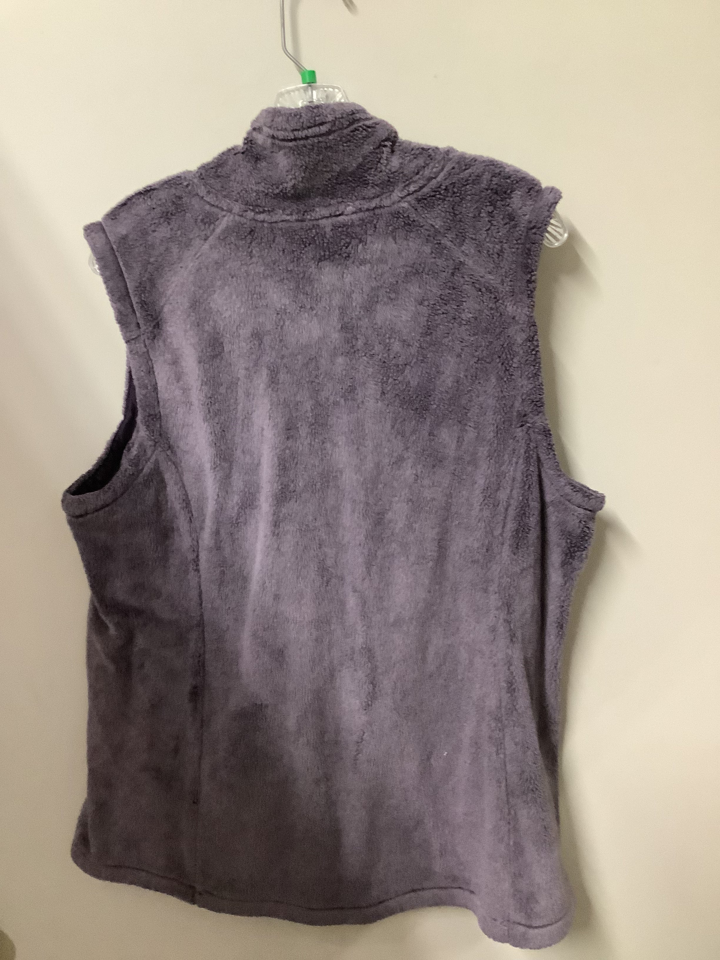 CONSIGNMENT TNF PURPLE FLEECE VEST 010926