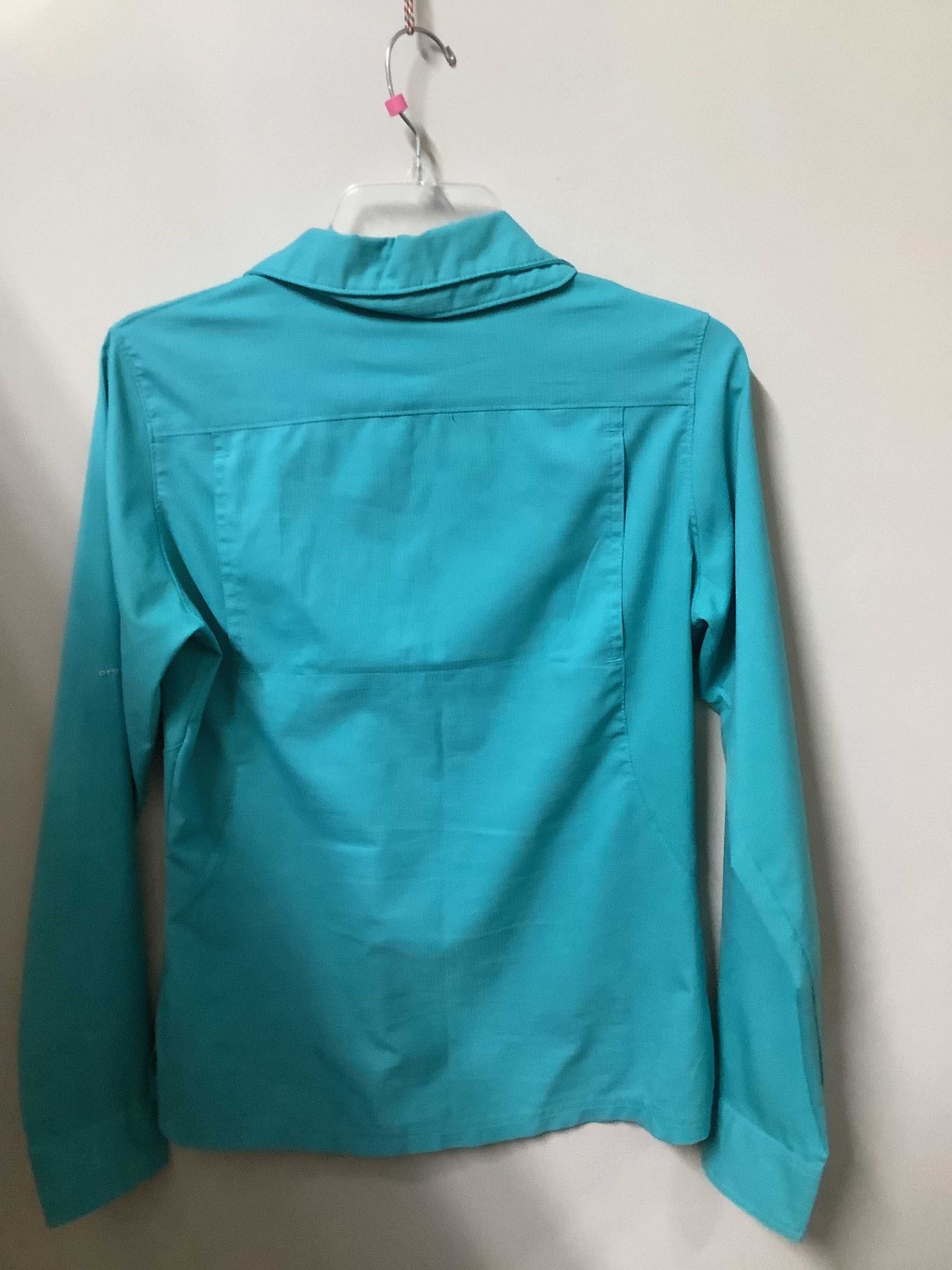 CONSIGNMENT BLUE COLUMBIA LS BUTTON DOWN 011526
