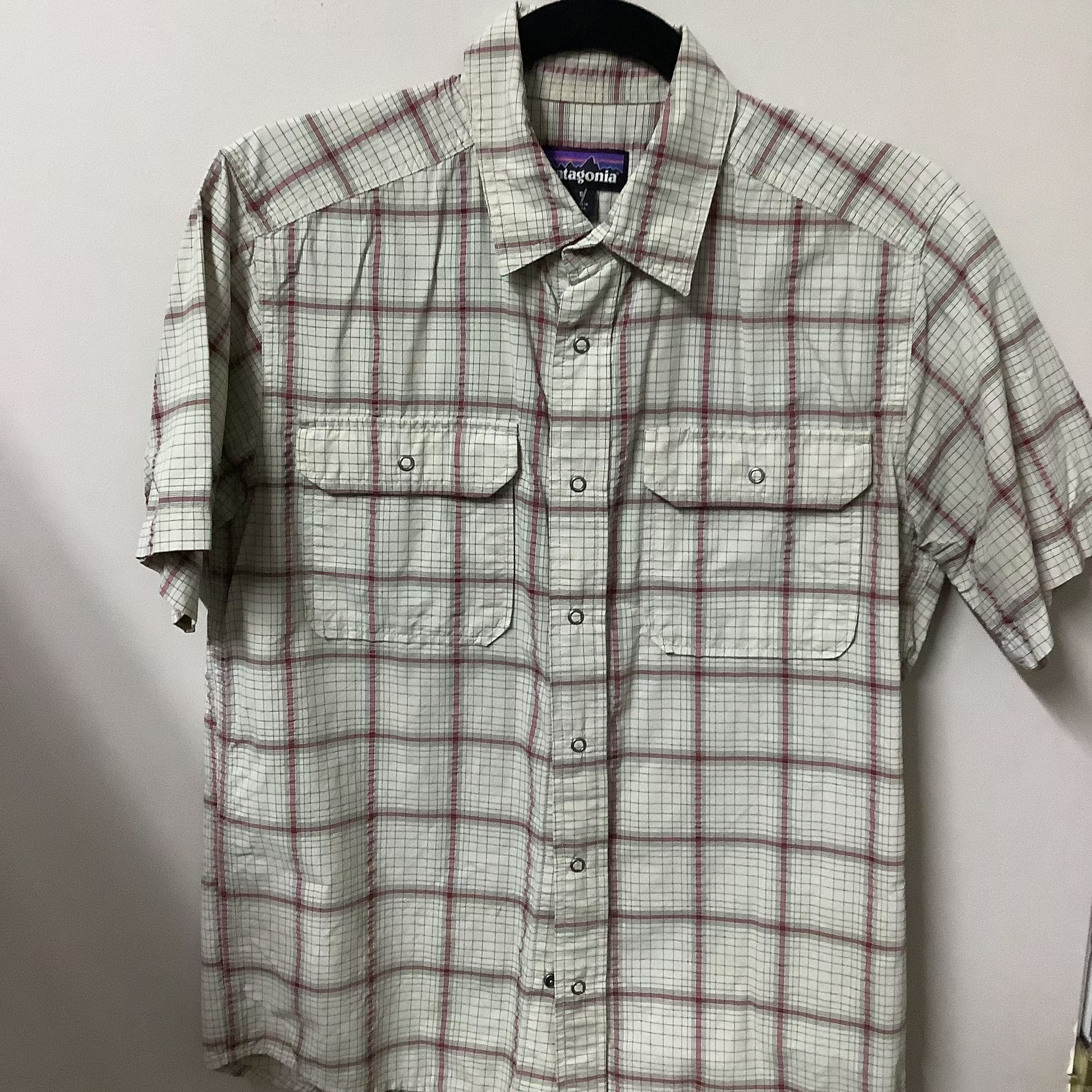 CONSIGNMENT PATAGONIA SHORT SLEEVE SNAP SHIRT 031226