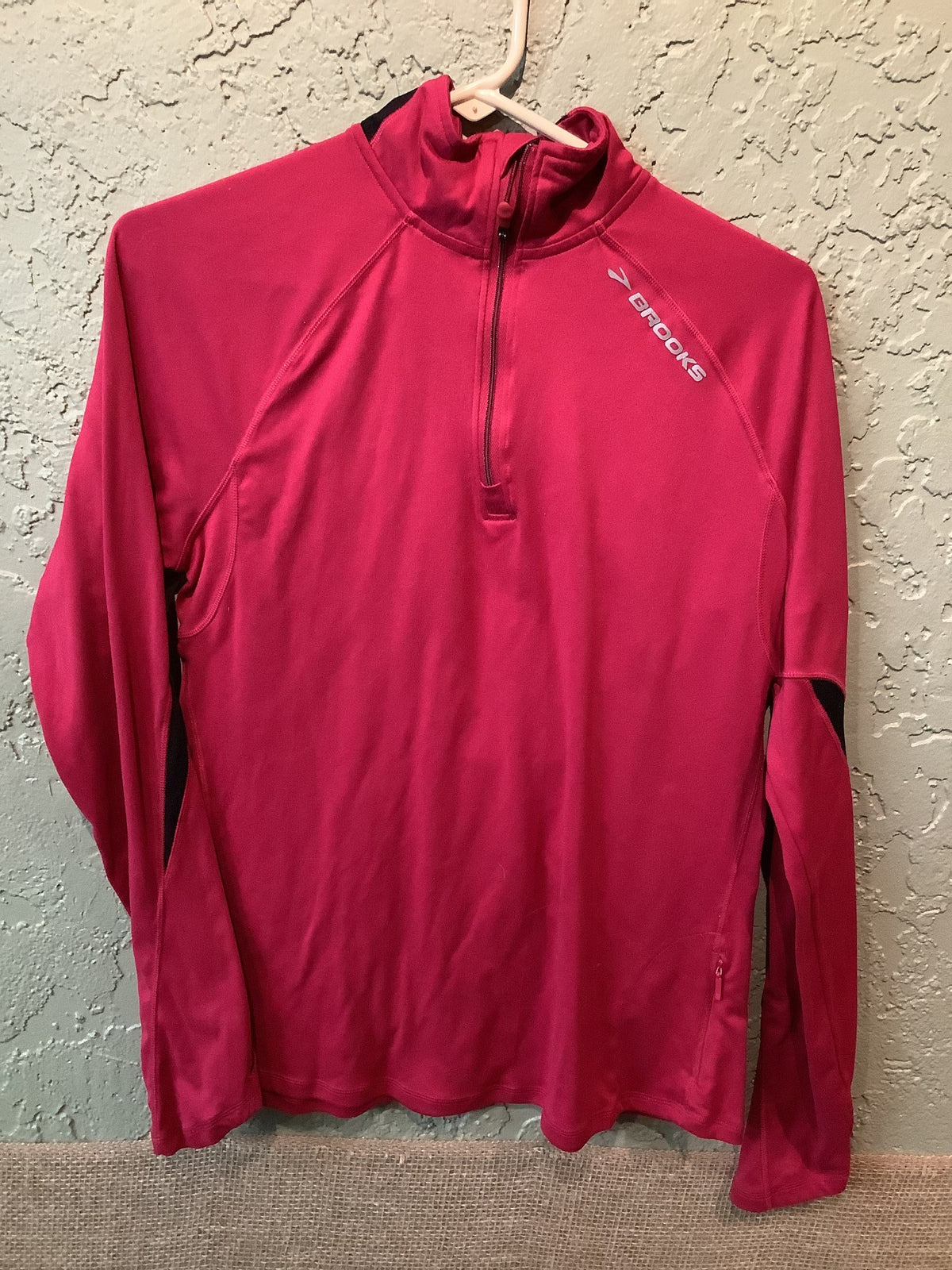 Brooks women's running quarter zip front